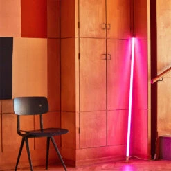 Hay Neon Tube LED-lamp 150 Cm 12 Hay Neon Tube LED-lamp 150 Cm -Beste Meubel Winkel Neon tube miljo 3 bab80b8023